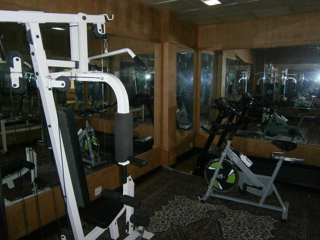Quality Airport Hotels Nedumbassery Exterior photo