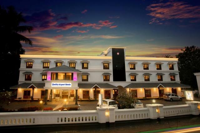 Quality Airport Hotels Nedumbassery Exterior photo